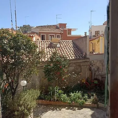 Un Oasi Di Comfort E Stile Villa Taormina
